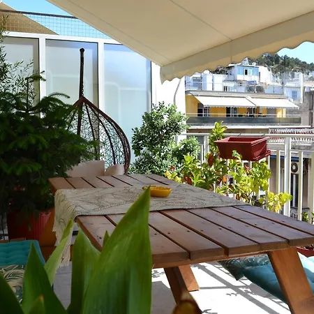 Apartment House With A View In The Heart Of Athens